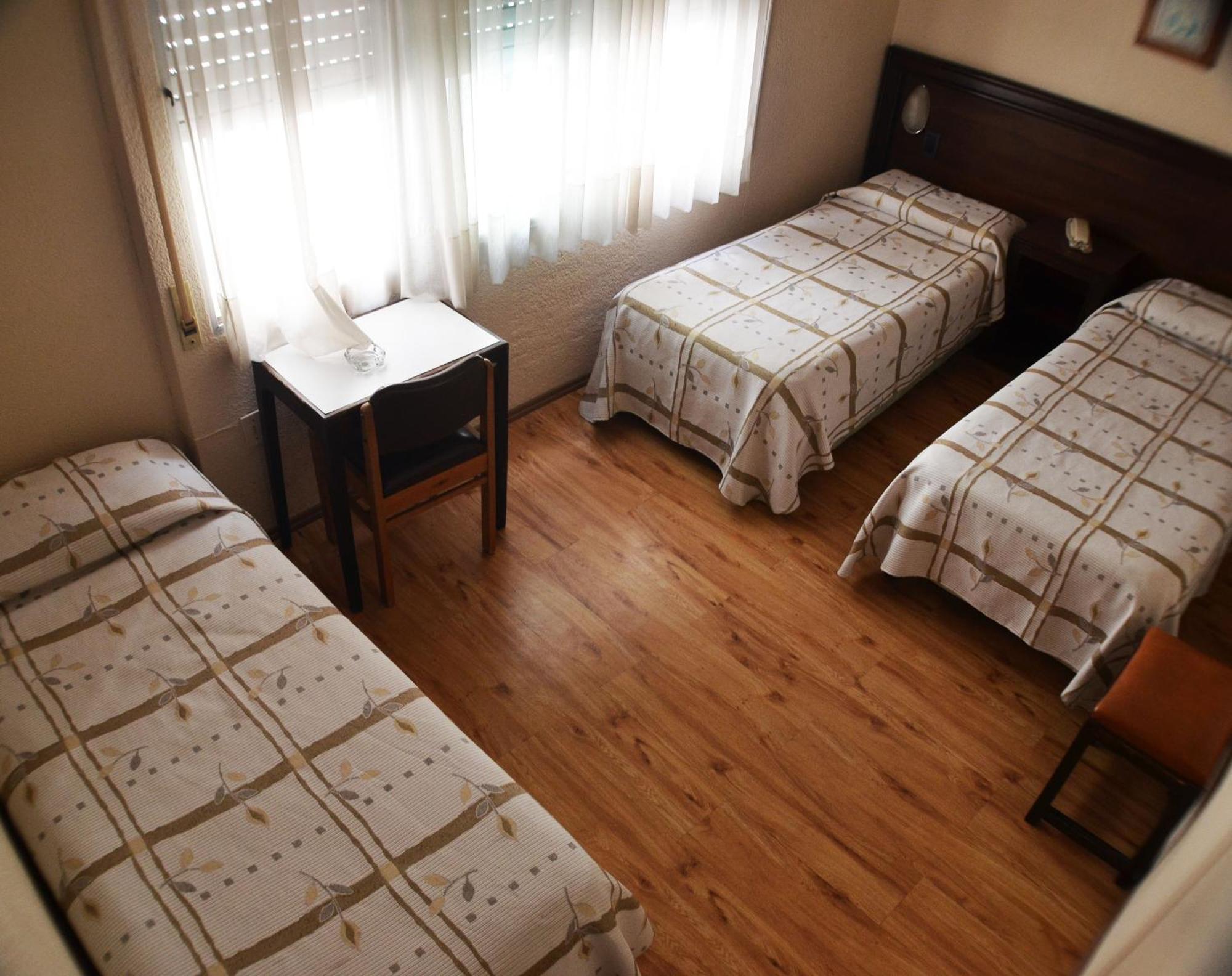 Hotel Eldorado Салто Екстериор снимка