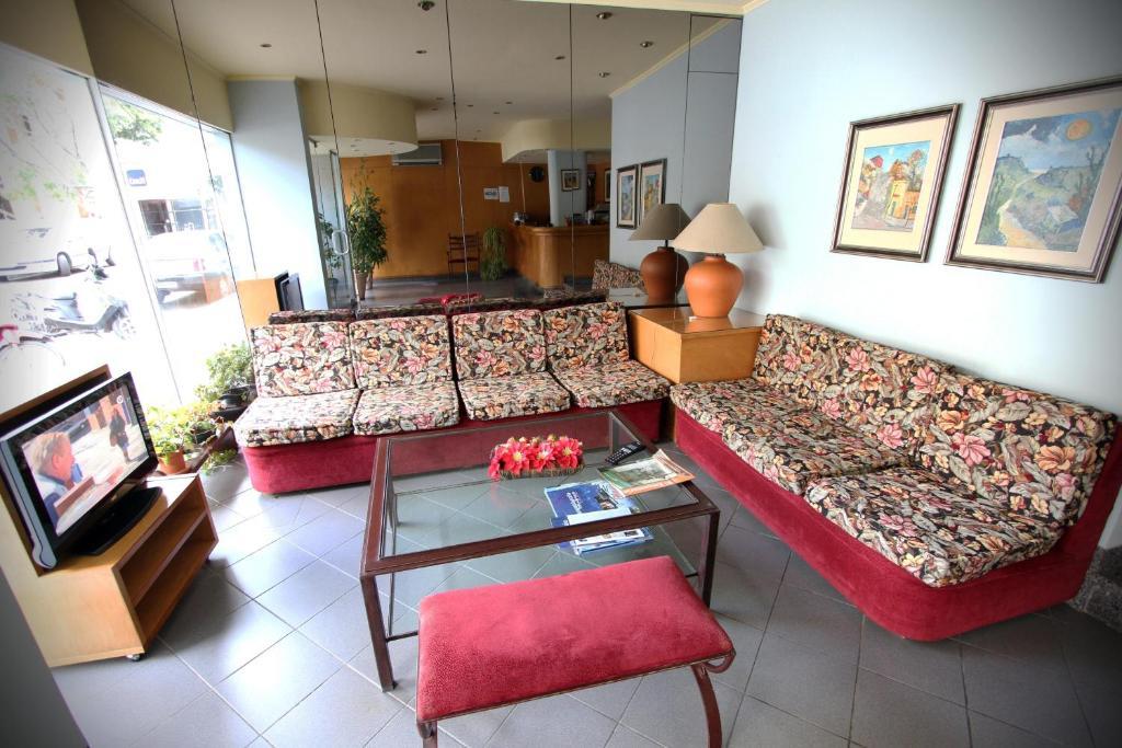Hotel Eldorado Салто Екстериор снимка