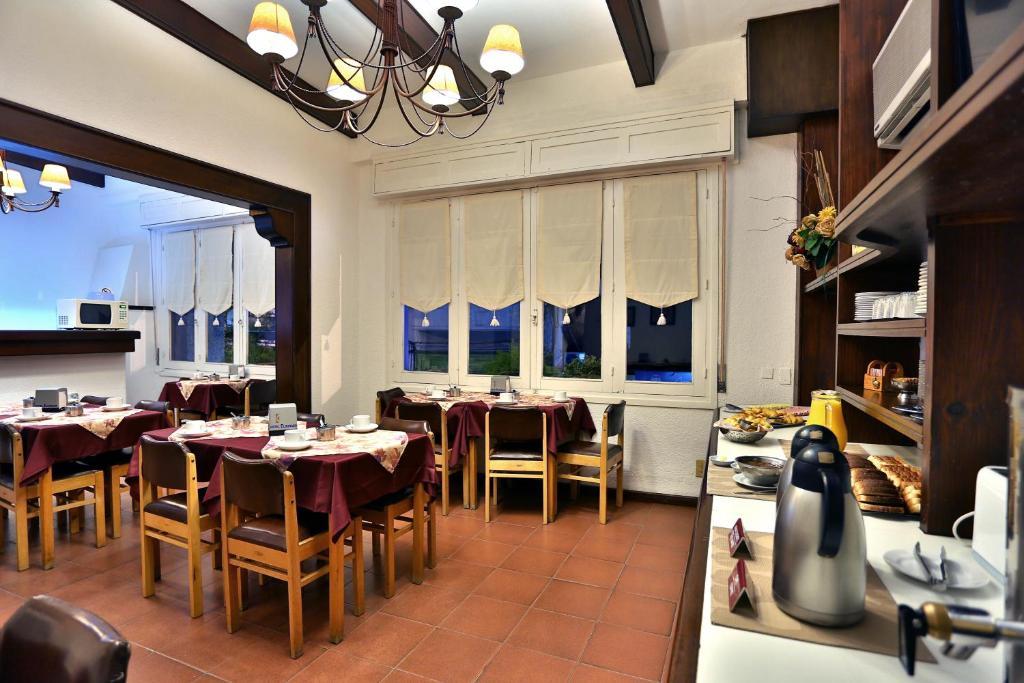 Hotel Eldorado Салто Екстериор снимка